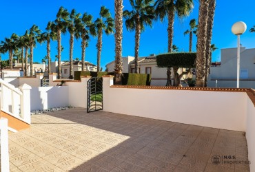 Corner house - For sale - Ciudad Quesada - Alicante